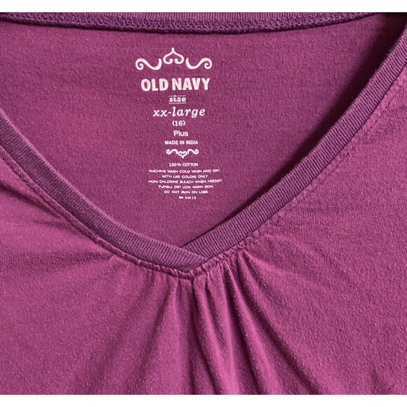 Old Navy T Shirt  Girls Size xxlg Magenta V Neck  100% Cotton Plus Basic Capsule - Picture 3 of 4